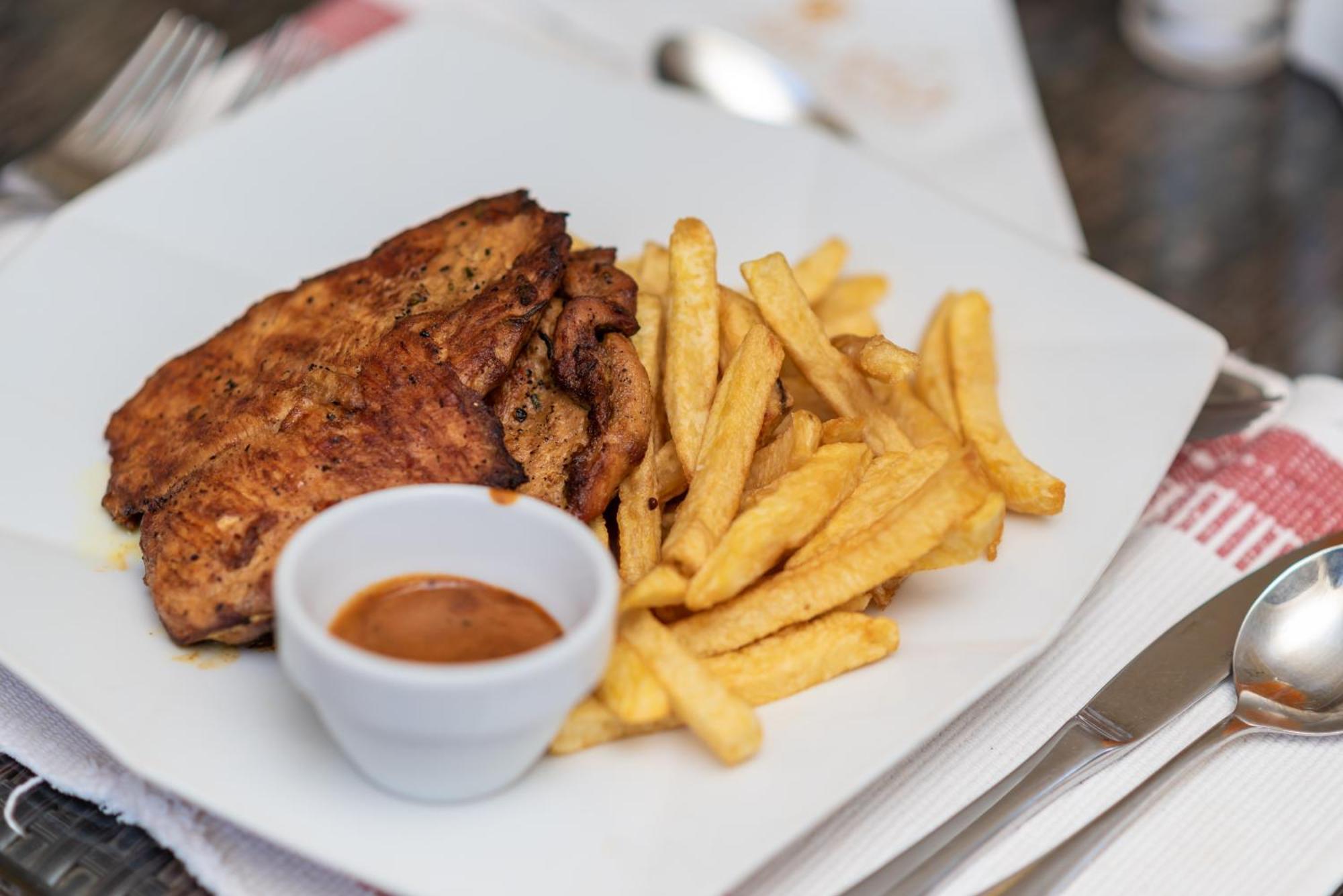 Muthu Sovereign Suites & Spa, Limuru Road, Nairobi Екстериор снимка